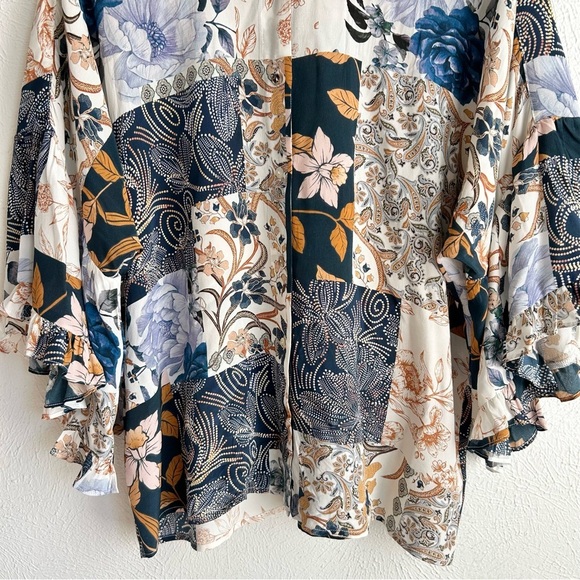 Johnny Was NWOT LEO SILK BUTTON DOWN TOP Size S - Picture 10 of 14